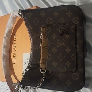 Lv purse